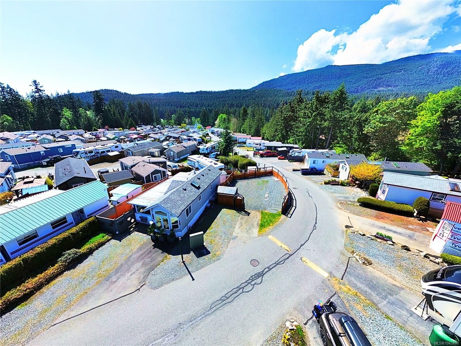 Property Photo: 1105 Woss Lake Dr BC V9R 6X7