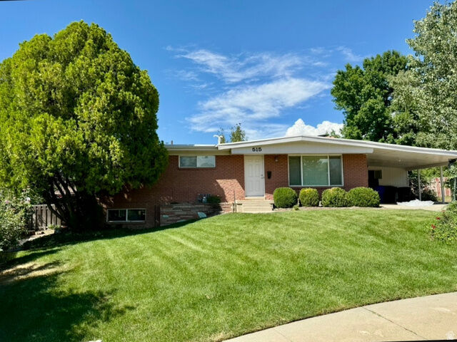 Property Photo:  515 E 550 S  UT 84010 