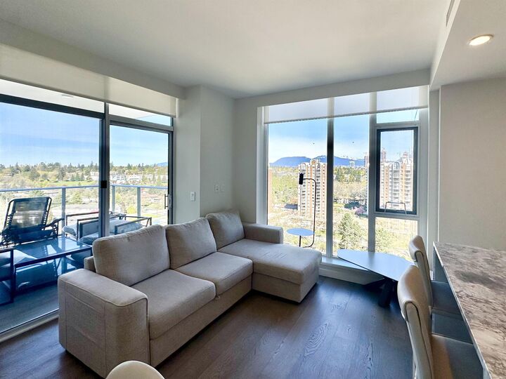 Property Photo:  7433 Cambie Street 1907  BC V6P 0J8 