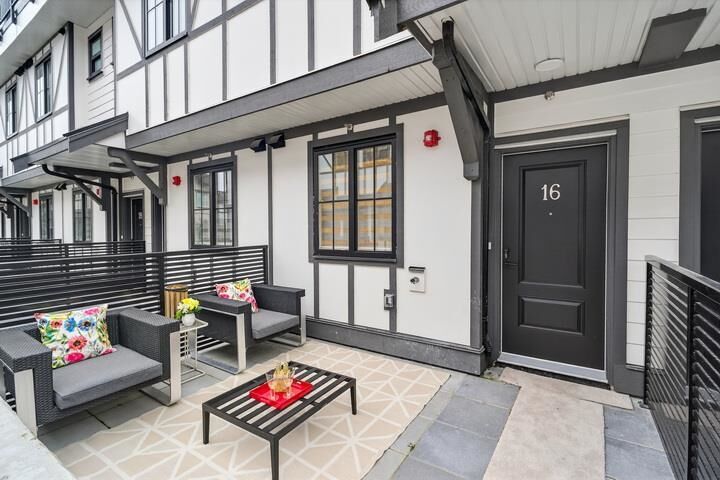 Property Photo: 8977 Spires Road 16 BC V6Y 1W6