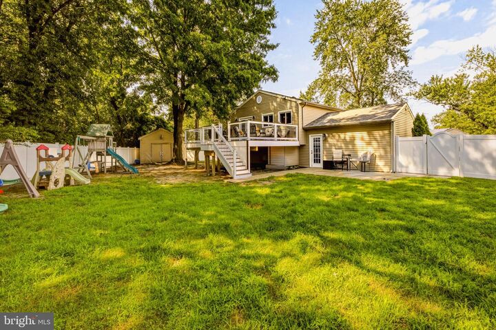Property Photo: 730 Chetwood Court NJ 08096