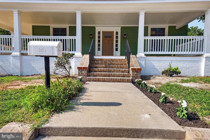 Property Photo:  401 E Pine Street  MD 21875 