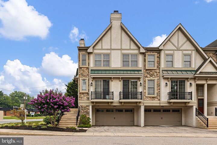 Property Photo: 101 Sutton Way DE 19711