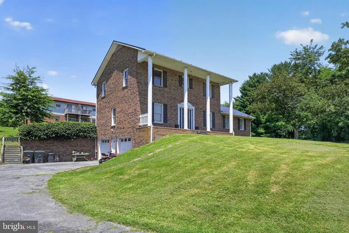 Property Photo: 797 Falcon Drive NE VA 24210