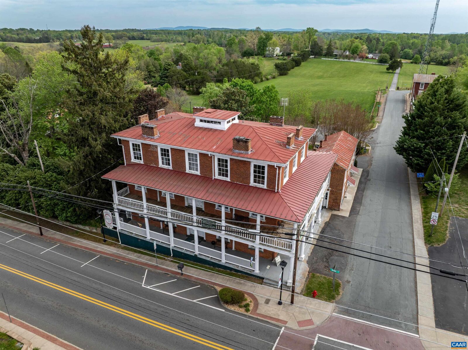 Property Photo: 146 & 178 Main St VA 22973