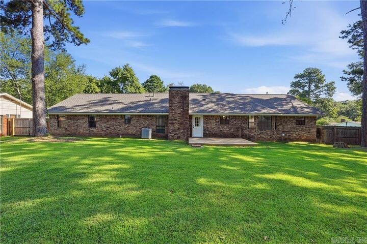 Property Photo:  2503 W 2nd Pl Place  AR 72801 