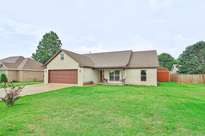 Property Photo:  112 Pecan Street  AR 72437 