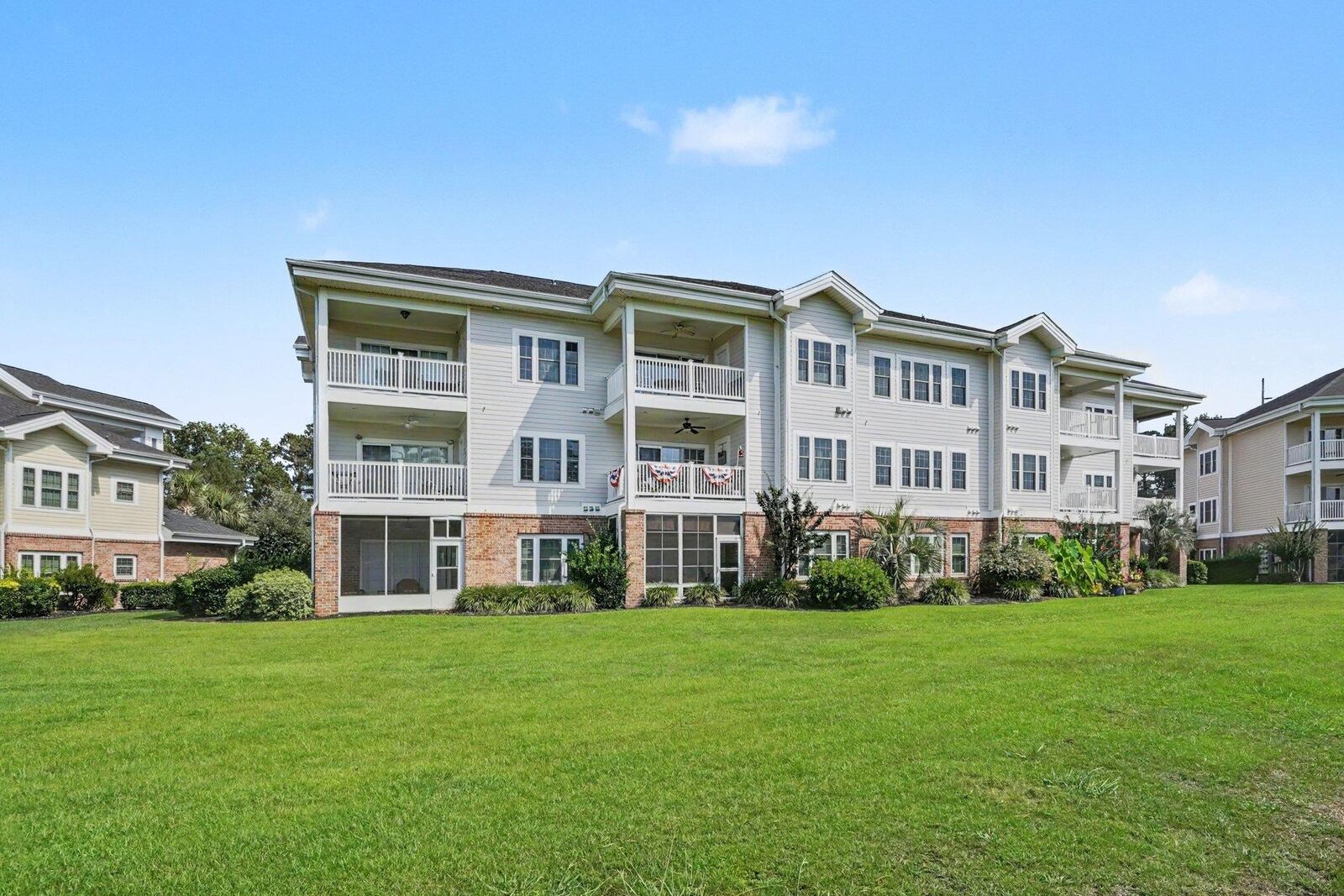 Property Photo: 4815 Orchid Way 302 SC 29577