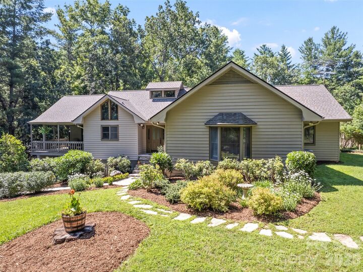 Property Photo: 58 Sedgewood Court NC 28730