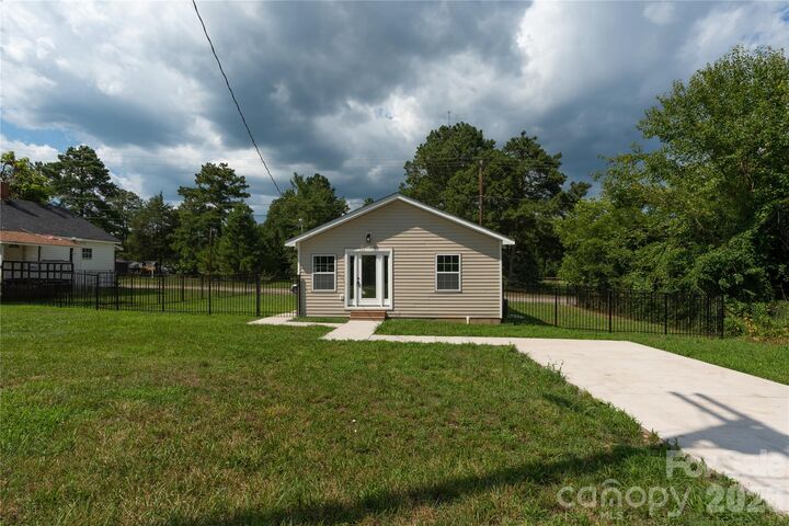 Property Photo: 724 Webber Avenue SC 29706