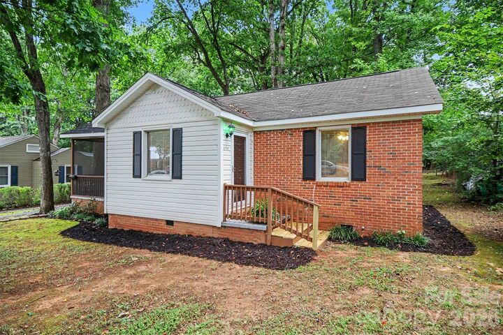 Property Photo:  406 Nims Street  SC 29715 