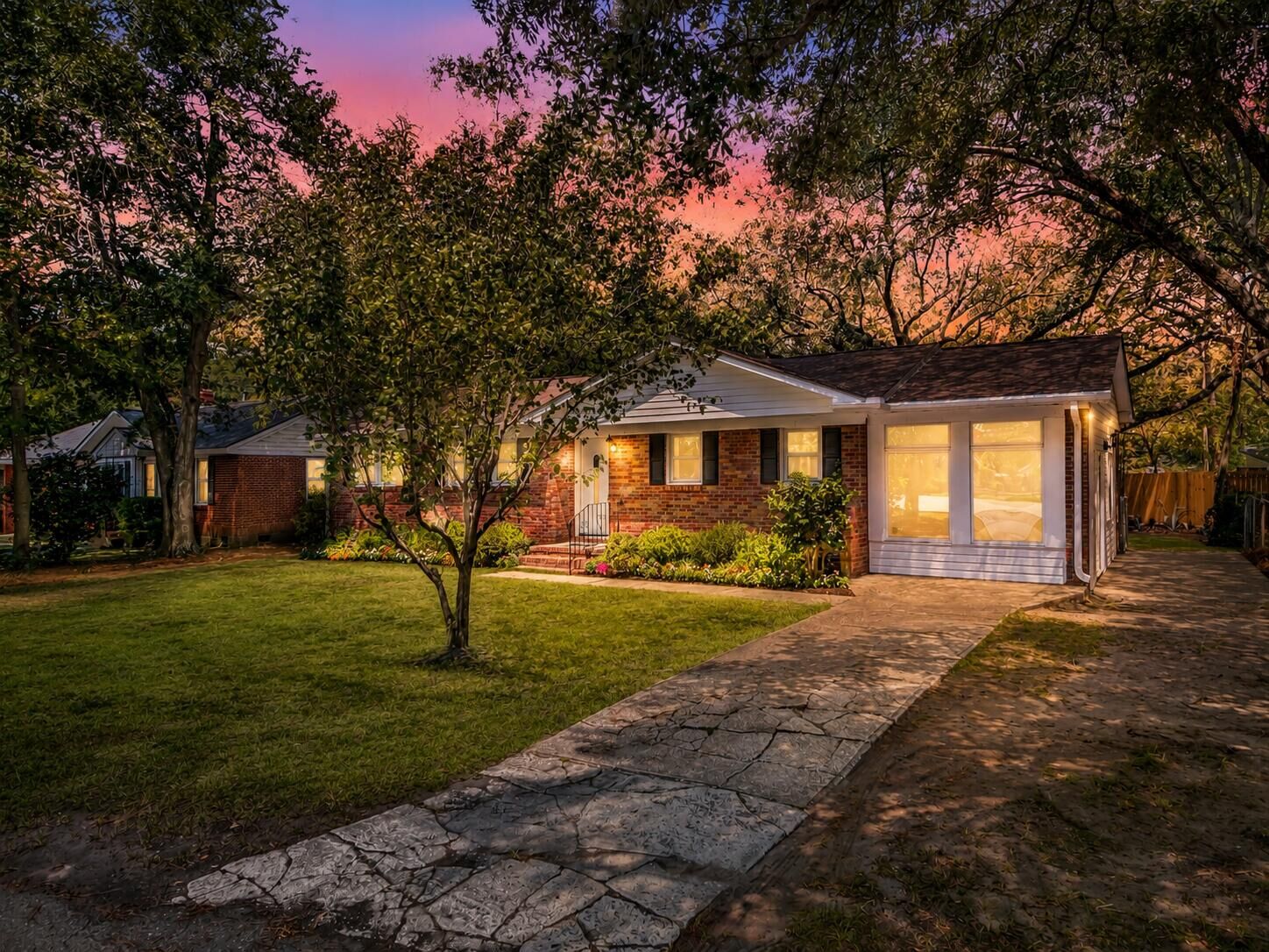 Property Photo: 1510 Manor Boulevard SC 29407