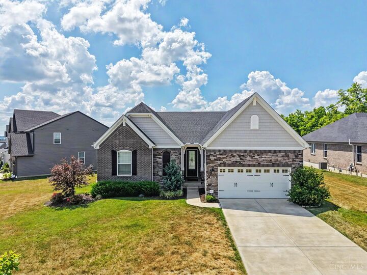 Property Photo:  1179 Broadmoor Lane  OH 45036 