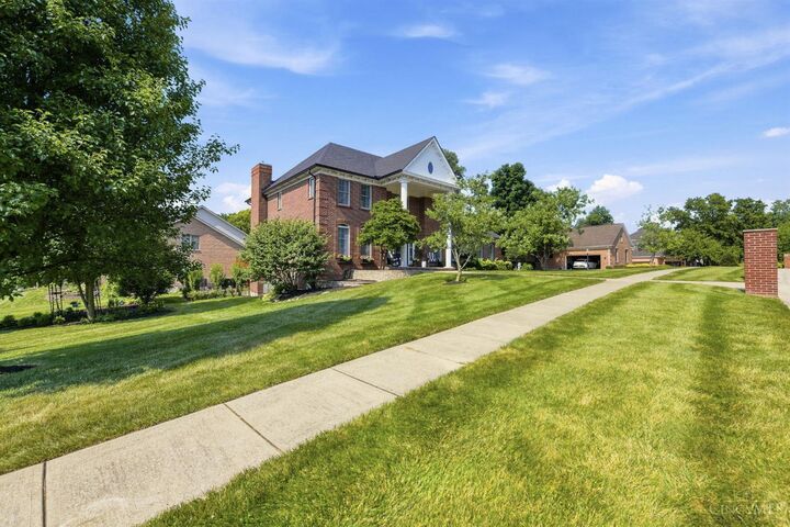 Property Photo: 4502 Longwood Court OH 45011