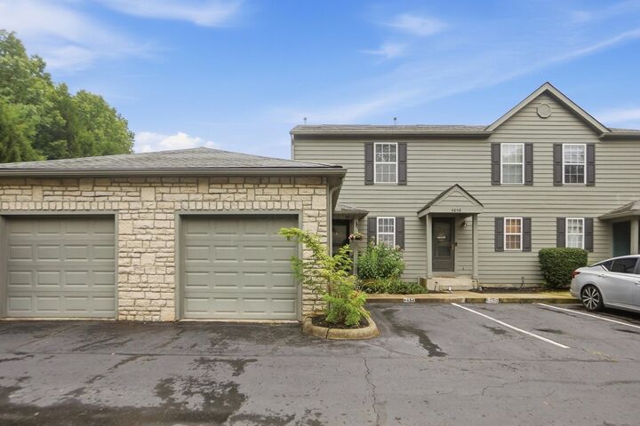Property Photo:  4052 Meadowick Drive  OH 43230 