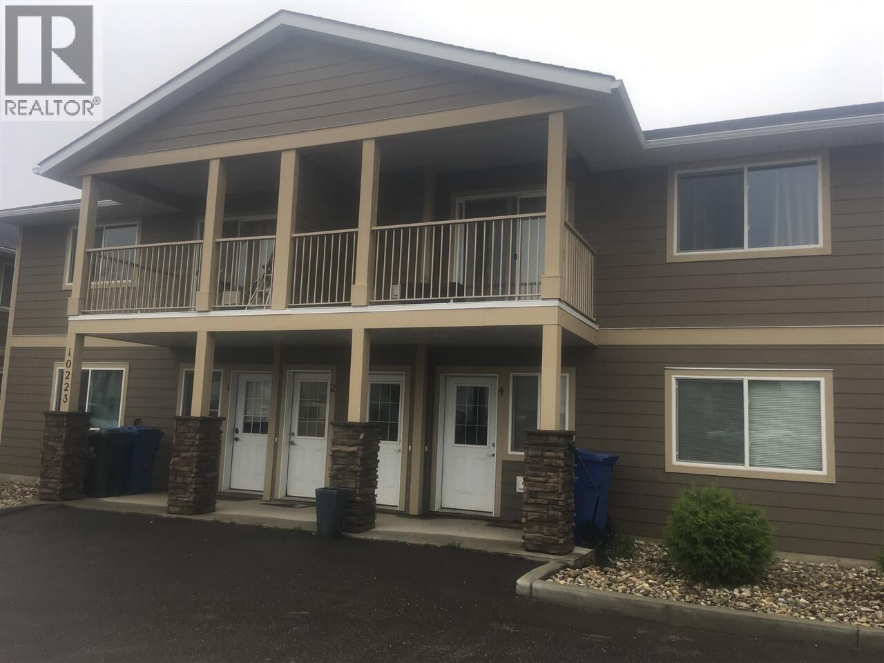 Photo de la propriété:  10223 98 Avenue 4  BC V1J 0B1 