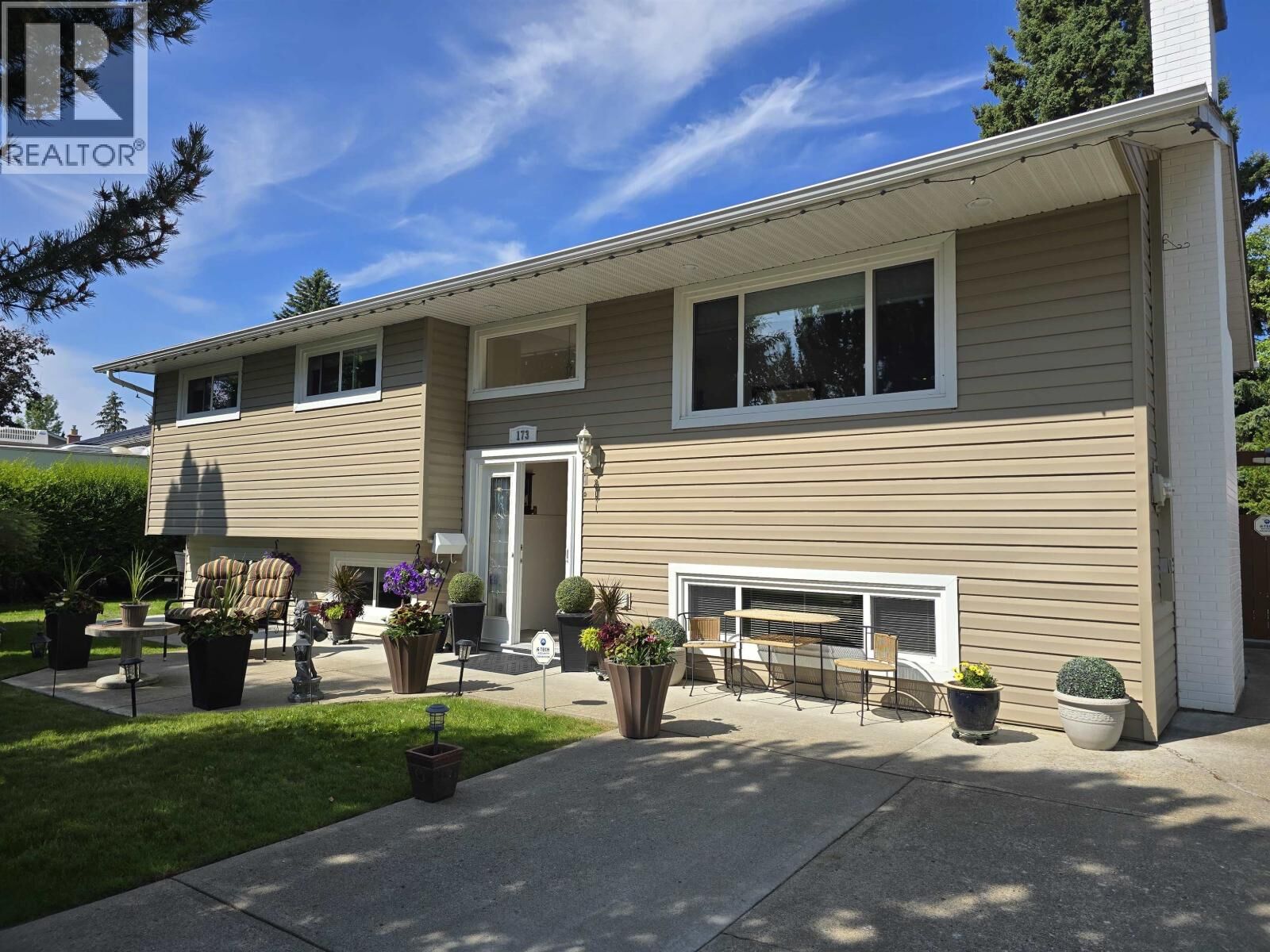 Property Photo:  173 Voyageur Drive  BC V2M 4P1 
