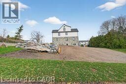 Property Photo:  422 Robinson Street North  ON L3M 3C8 