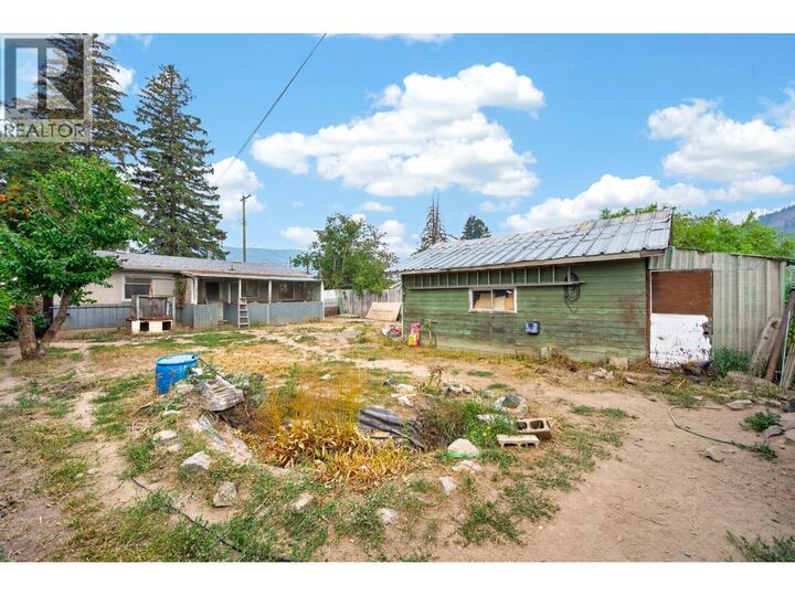 Property Photo: 1637 Coldwater Avenue BC V1K 1B8