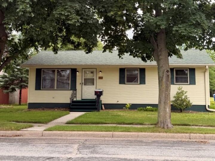 Property Photo: 708 7th Street WI 54455