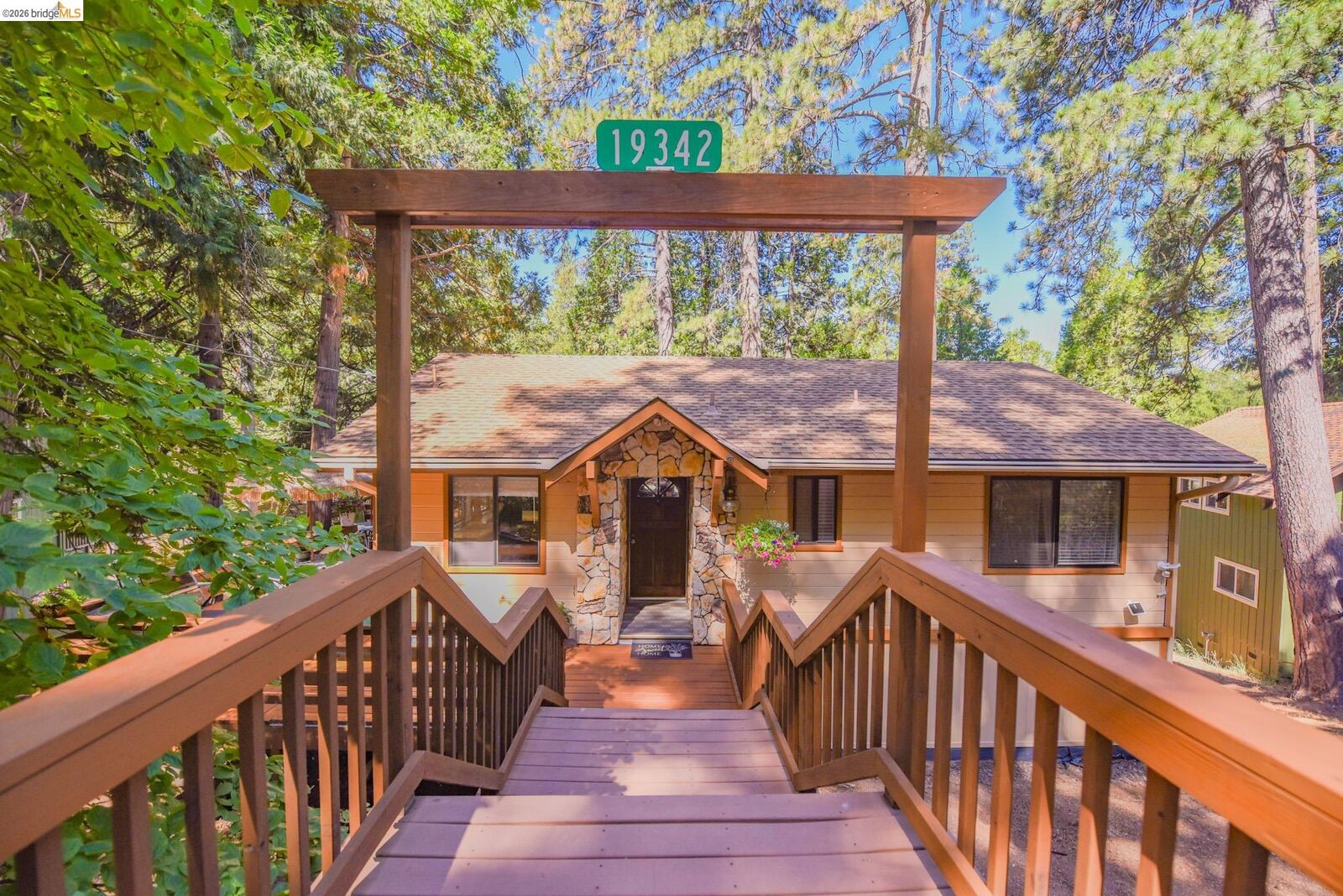 Property Photo: 19342 Superior Dr CA 95383