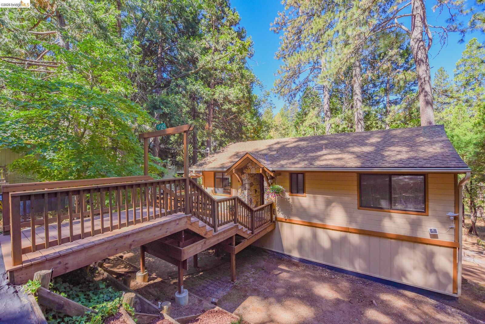 Property Photo: 19342 Superior Dr CA 95383
