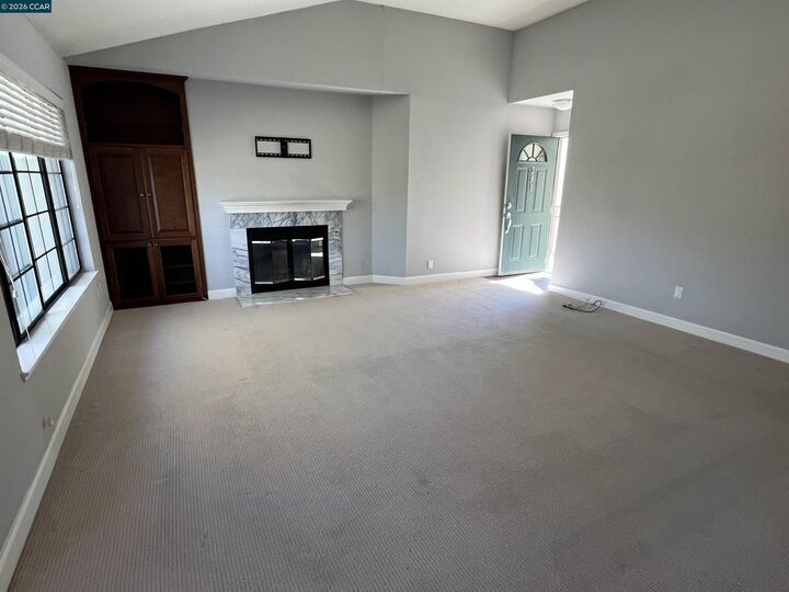 Property Photo: 85 Tahoe Ct 201 CA 94582