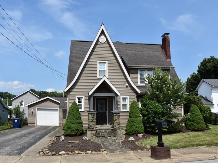 Property Photo:  140 N Franklin Street  PA 16314 