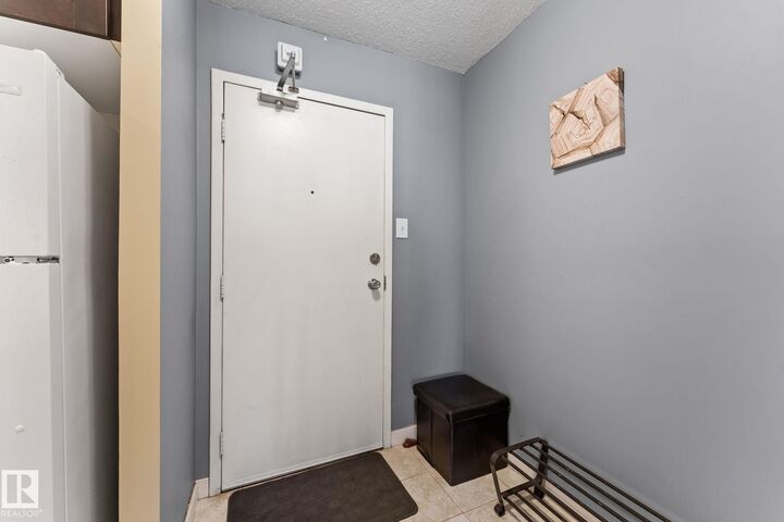 Property Photo: 10175 114 Street NW 503 AB T5K 2L4