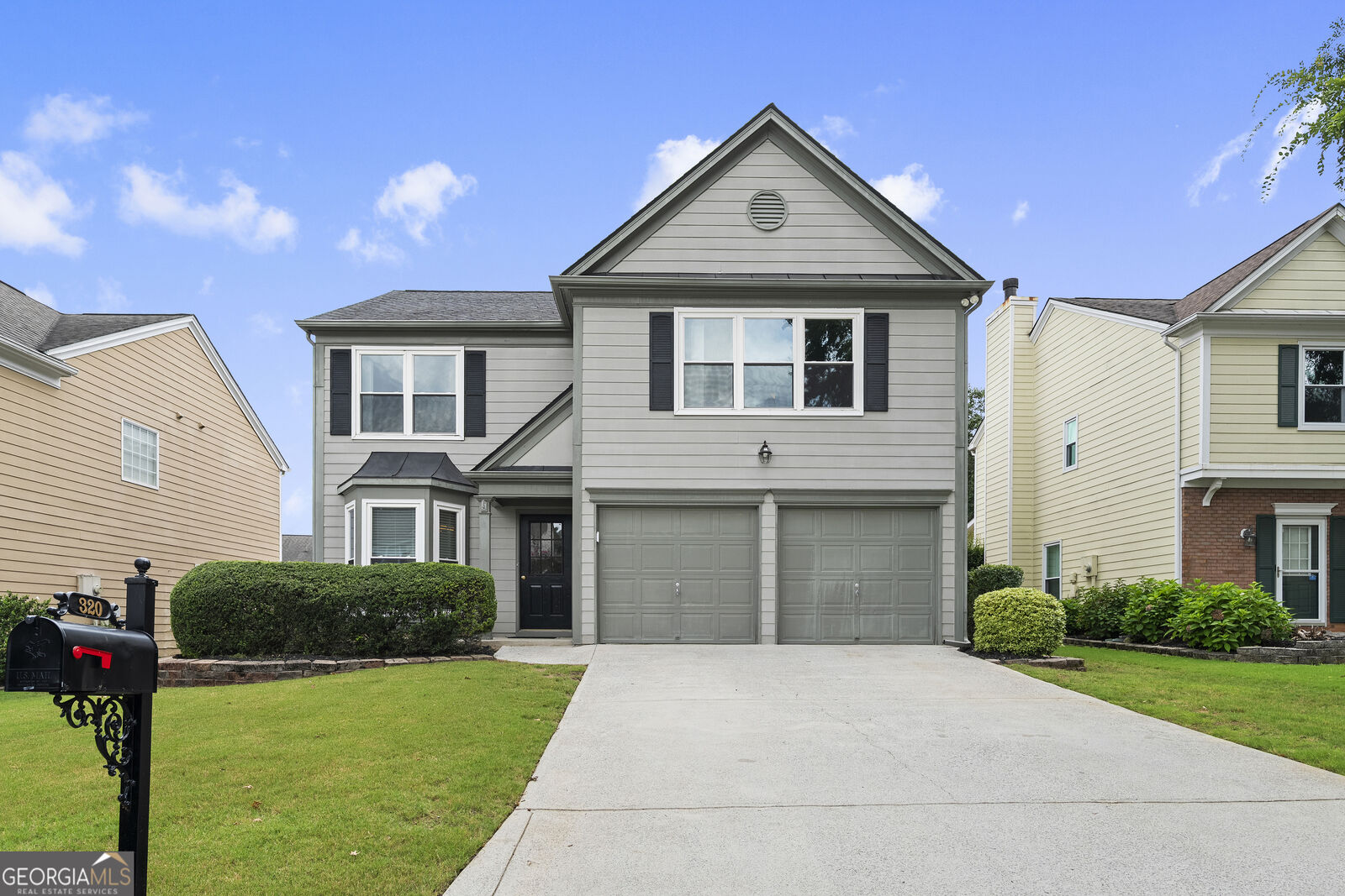 Property Photo: 320 Treyford Court GA 30005