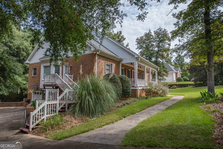 Property Photo: 110 Holly Drive GA 31088
