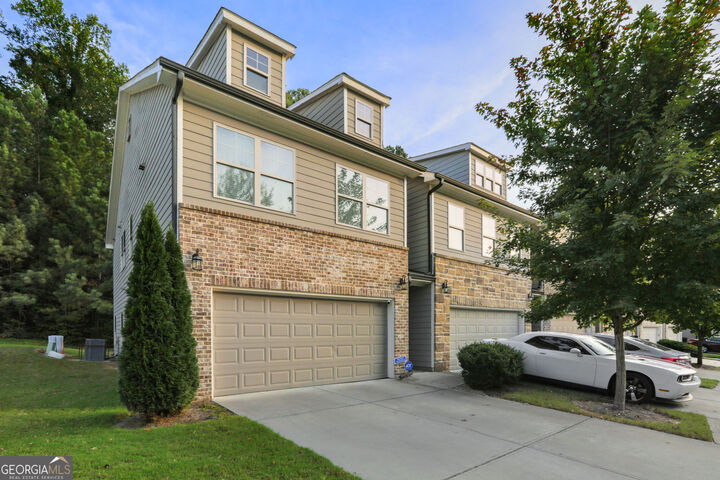 Property Photo: 539 Jefferson Chase Street SE GA 30354