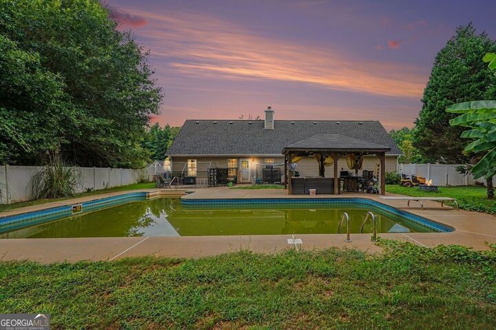 Property Photo: 513 Wylderose Lane GA 30248