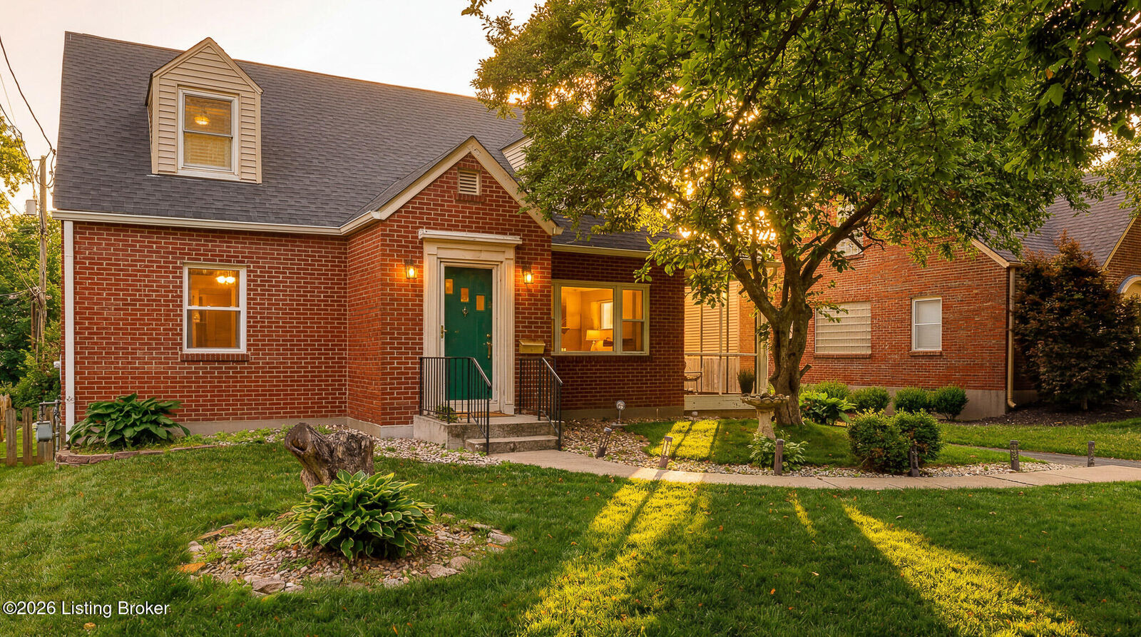 Property Photo: 212 Sage Rd KY 40207