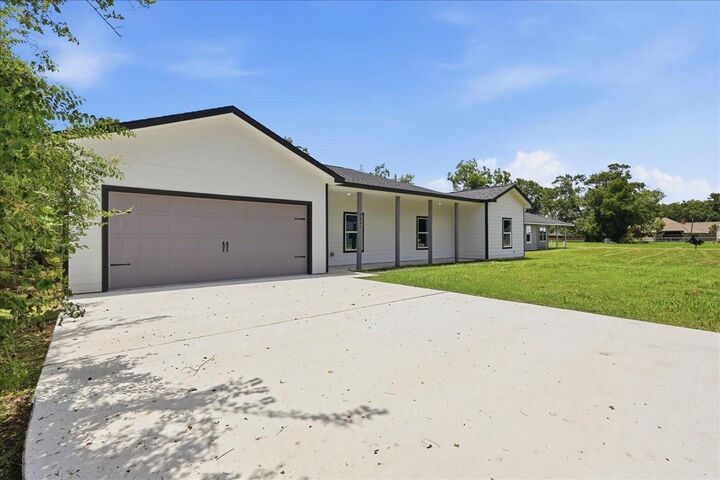 Property Photo: 3331 Aster Street TX 77632