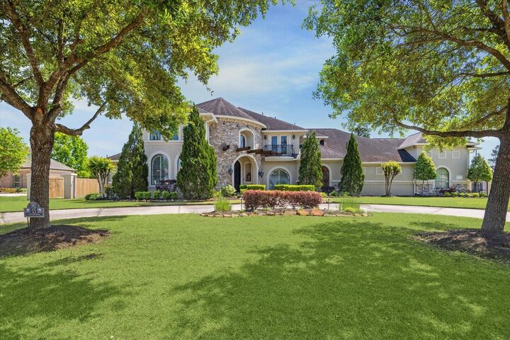 Property Photo: 53 New Oak Trail TX 77346