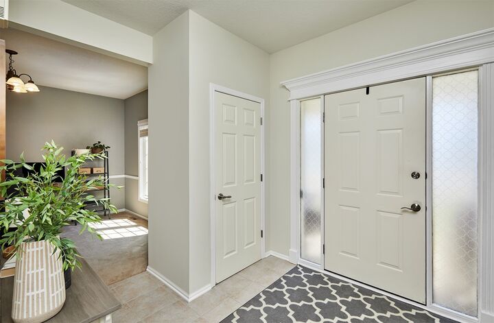 Property Photo:  1706 NE Keystone Drive  IA 50021 