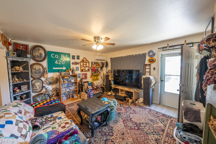 Property Photo:  105 N Avenue U  TX 79415 
