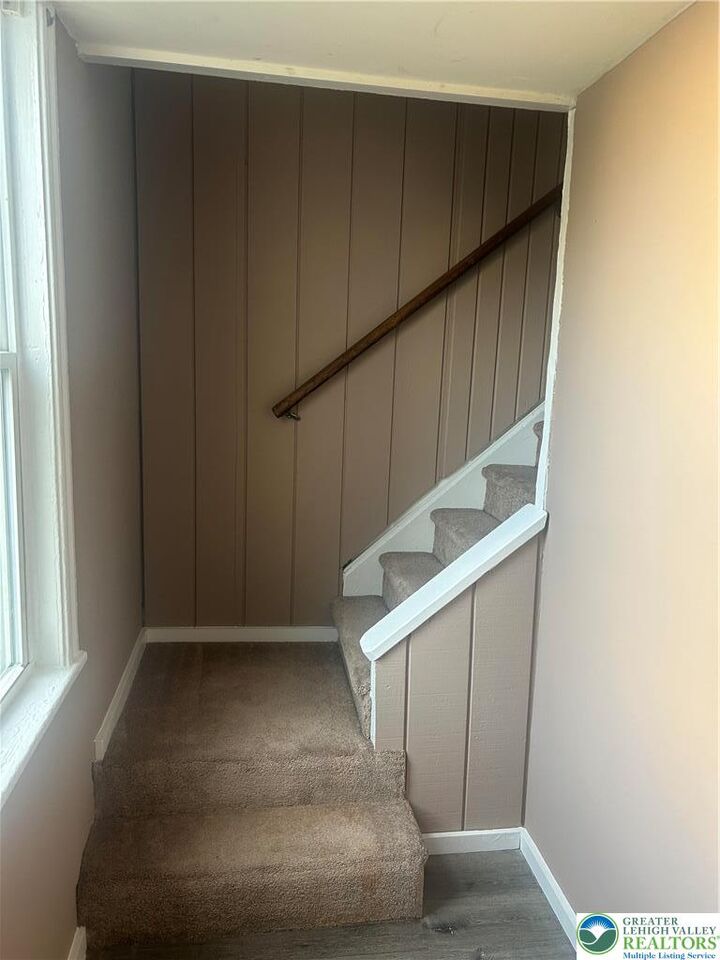 Property Photo:  112 Coplay Street 2nd Floor  PA 18037 