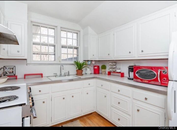 Property Photo: 1680 N Sea Road NY 11968