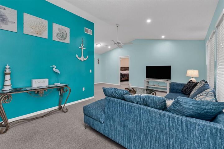 Property Photo:  285 Mark Twain Lane  FL 33947 