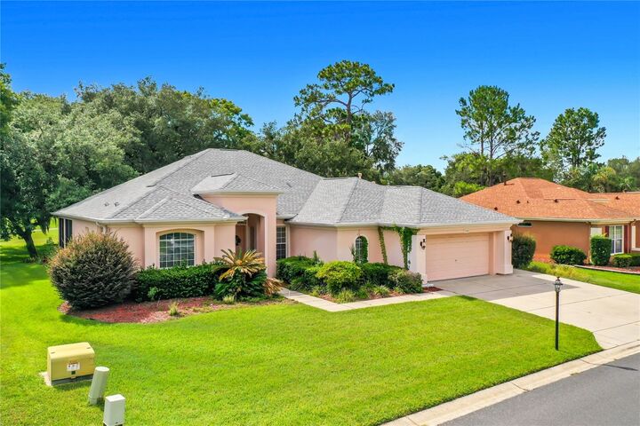 Property Photo: 12992 SE 91st Court FL 34491