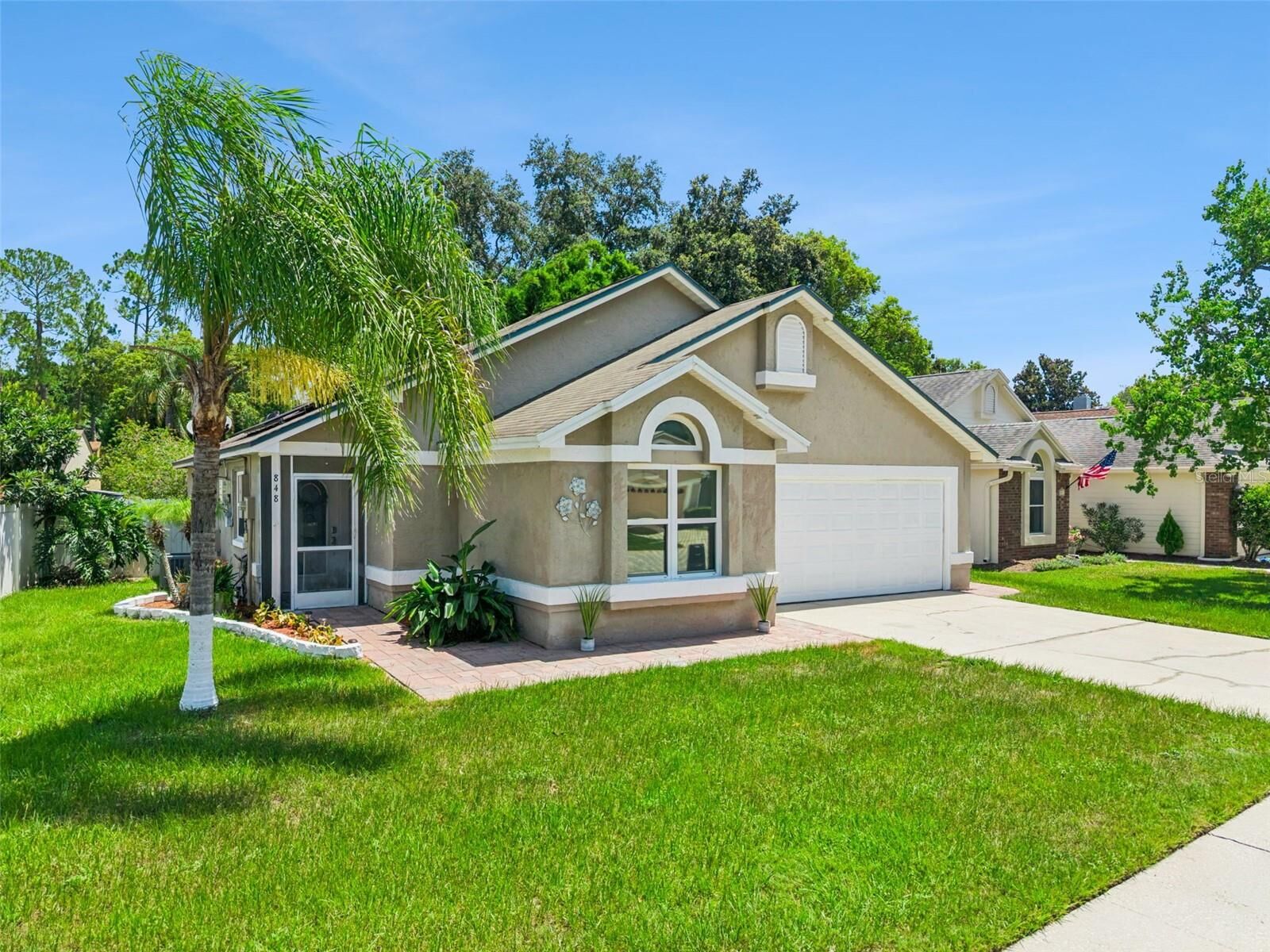 Property Photo: 848 Heather Glen Circle FL 32746