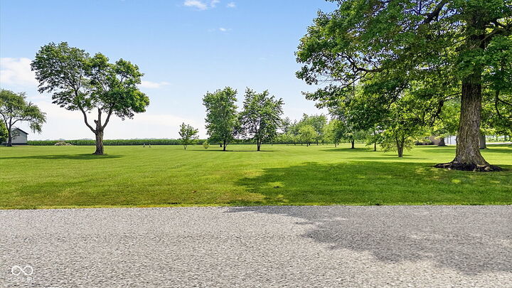 Property Photo:  6401 S 275 E  IN 46052 