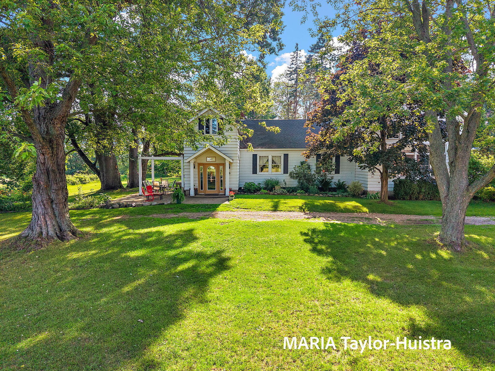 Property Photo: 13388 Rich Street MI 49417