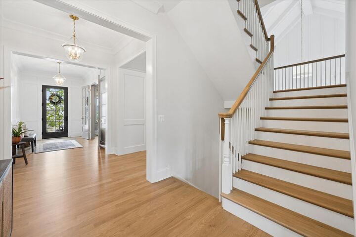 Property Photo:  5907 Juniper Court  IL 60558 