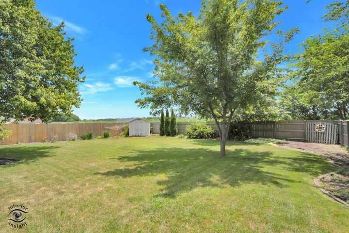 Property Photo: 1521 Lady Brunetta Road IL 60914