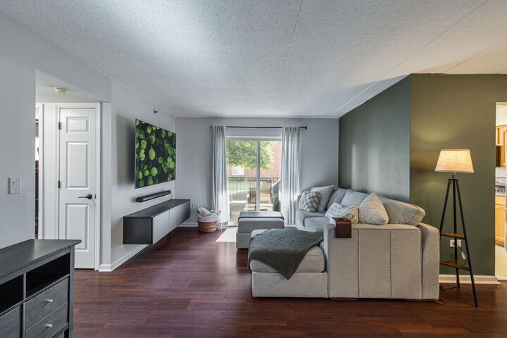 Property Photo:  7025 Heritage Circle 1B  IL 60462 