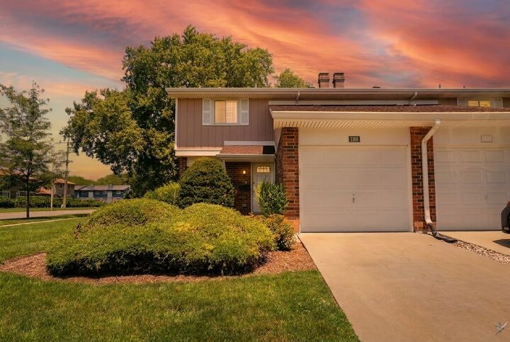 Property Photo:  1105 Rhodes Court  IL 60189 