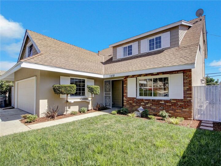 Property Photo:  1832 E Turmont  CA 90746 